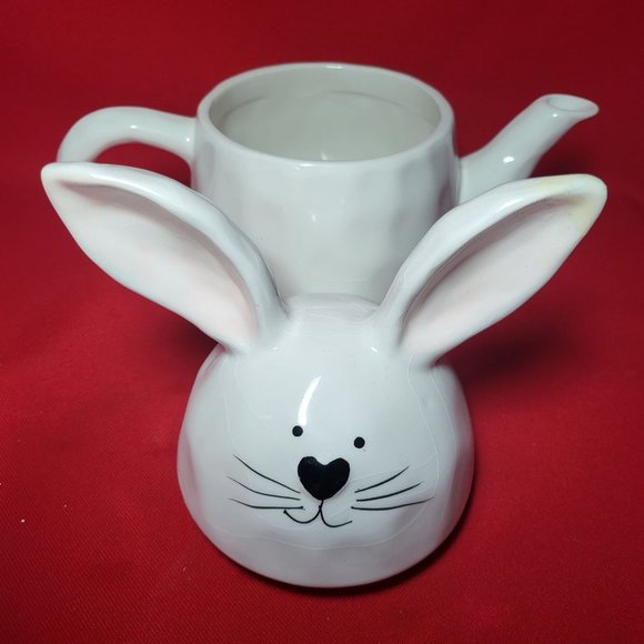 Whimsical Cupboard Bubby Rabbit Teapot White - Picture 4 of 14